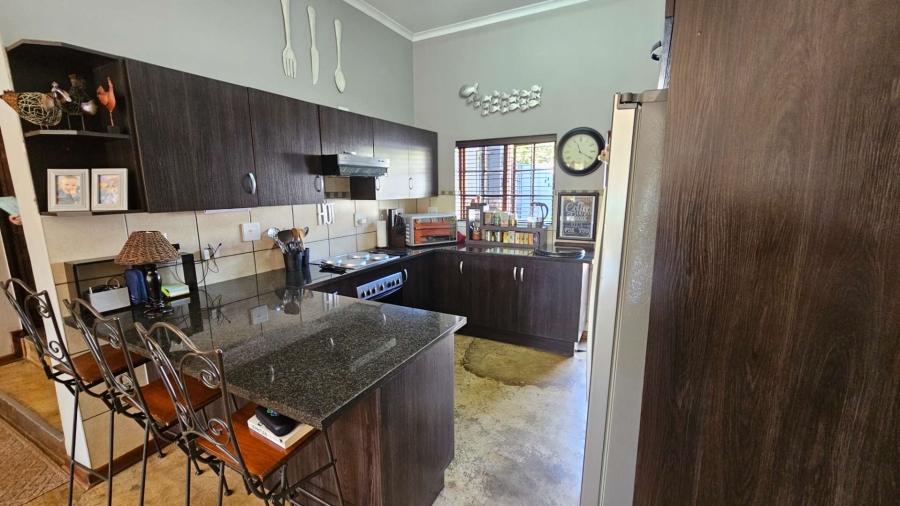 3 Bedroom Property for Sale in Meerhof North West